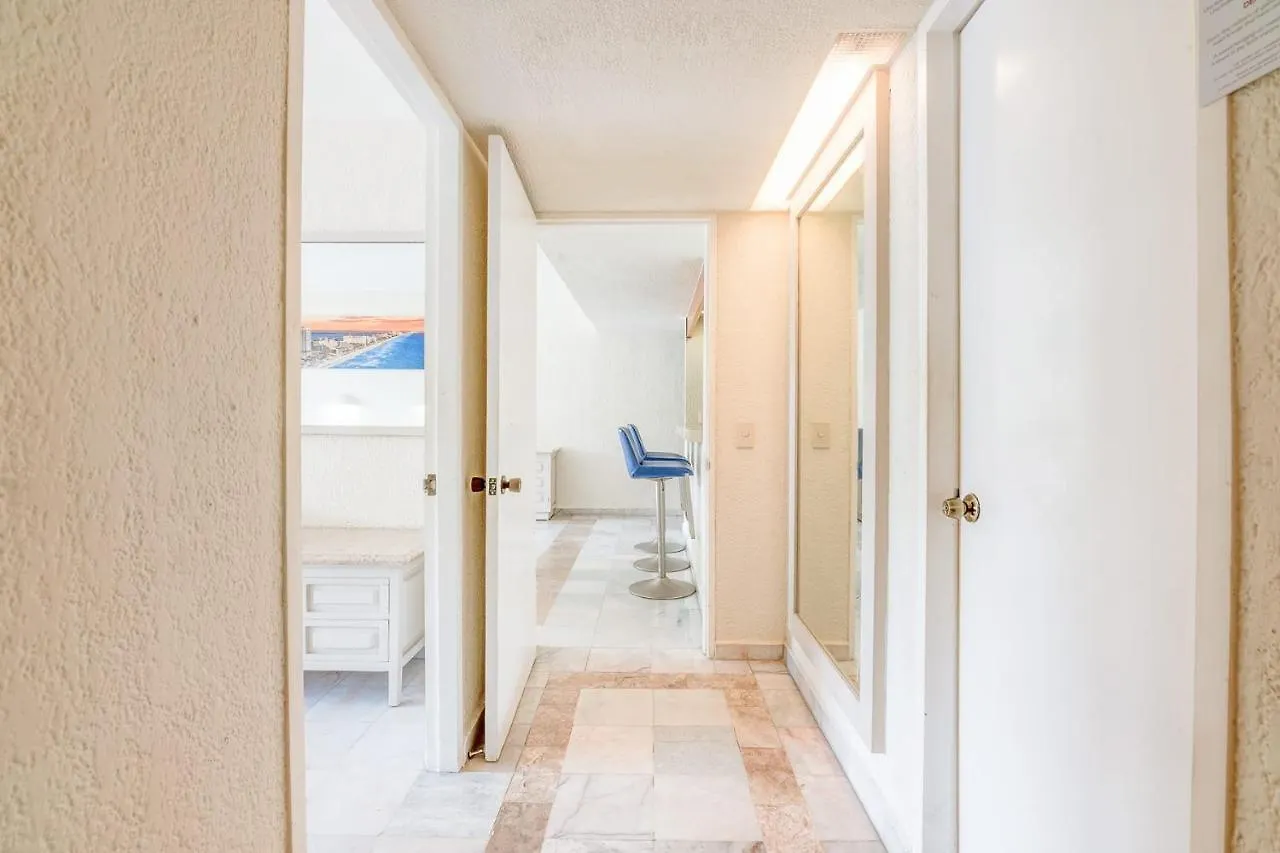 Condos In Prime Cancun Location Plus 3 Pools Apartmán