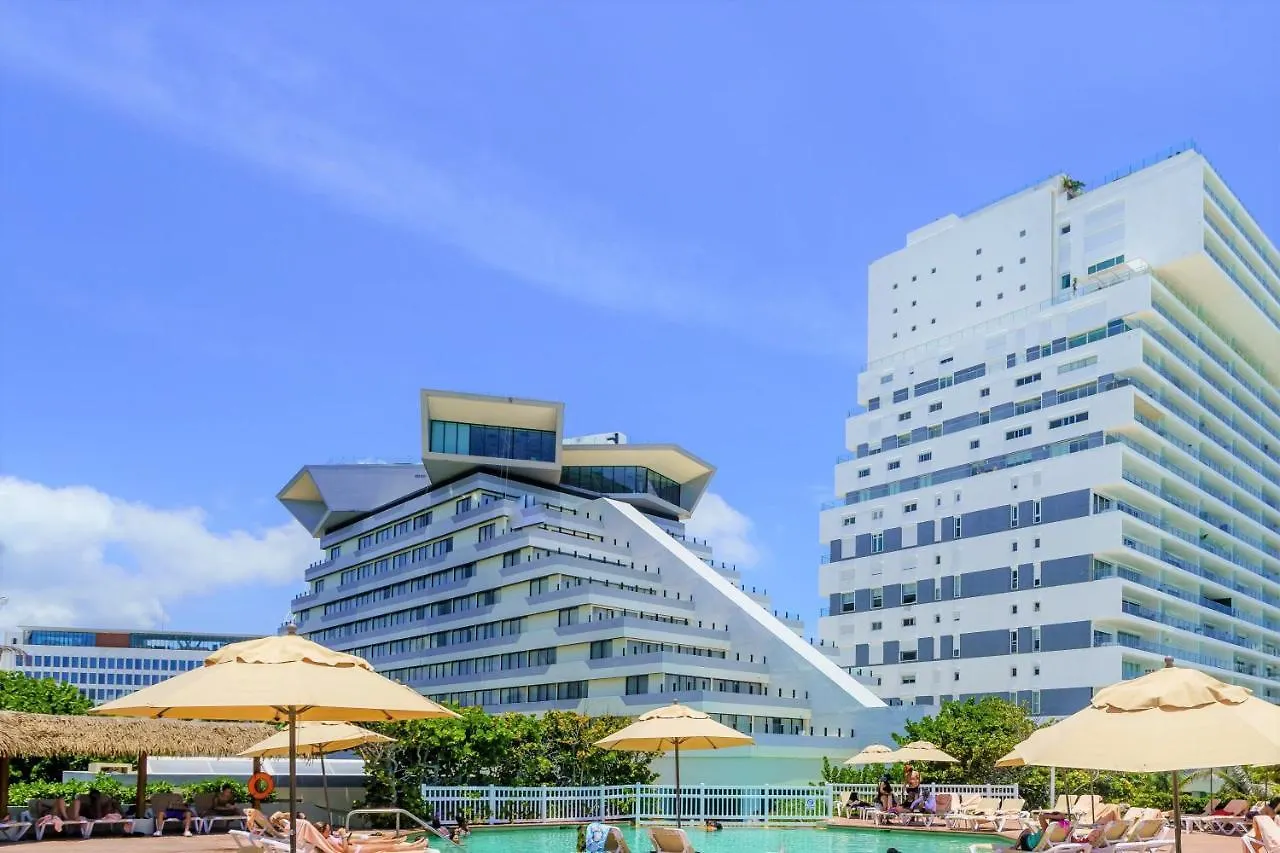 Condos In Prime Cancun Location Plus 3 Pools Apartmán